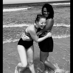 Meet your Posher, Marcia